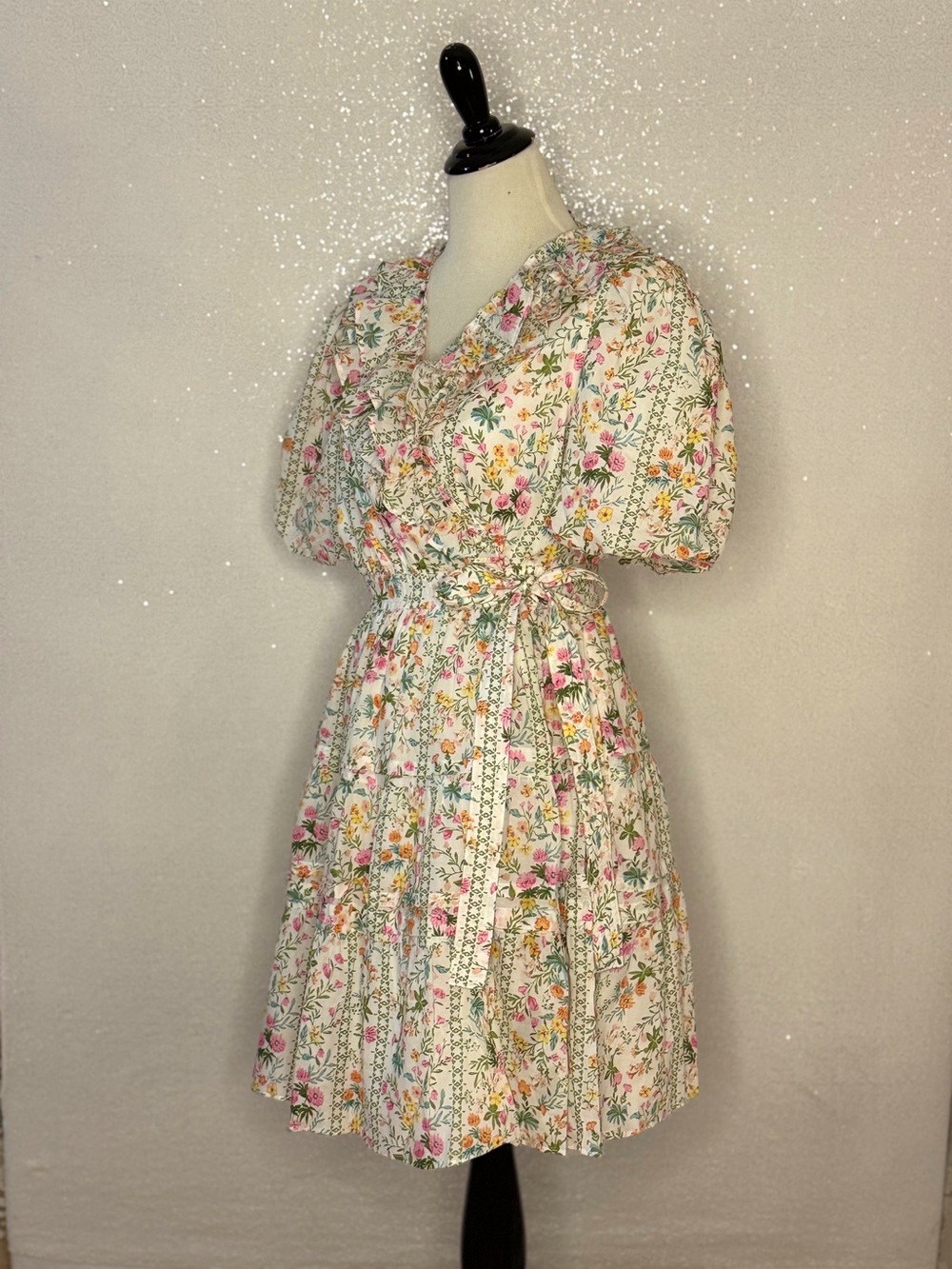 J.Marie Nora Ruffle Wrap Dress Large Floral Puff Sleeve Cotton NWT - Picture 12 of 16